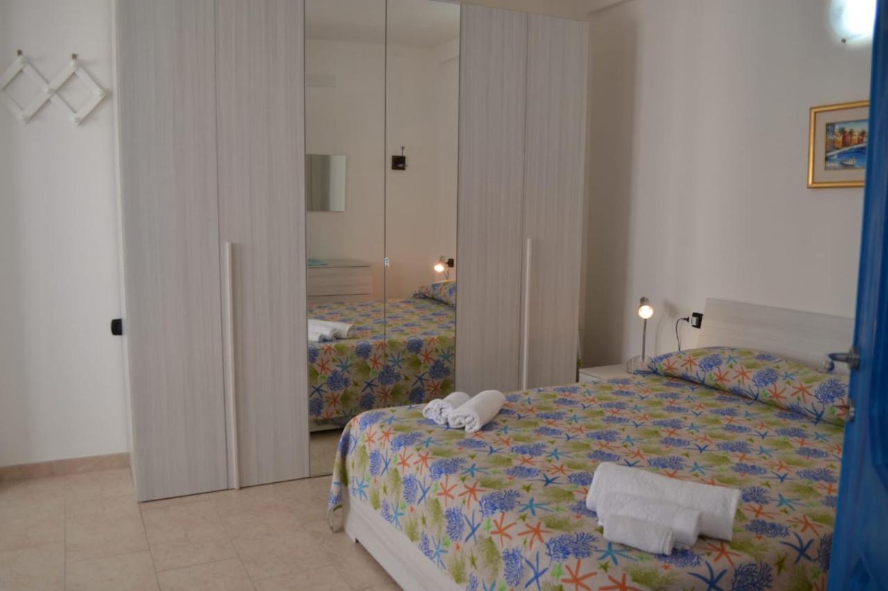 Casa Vacanze Il Faro Murta Maria Ngoại thất bức ảnh
