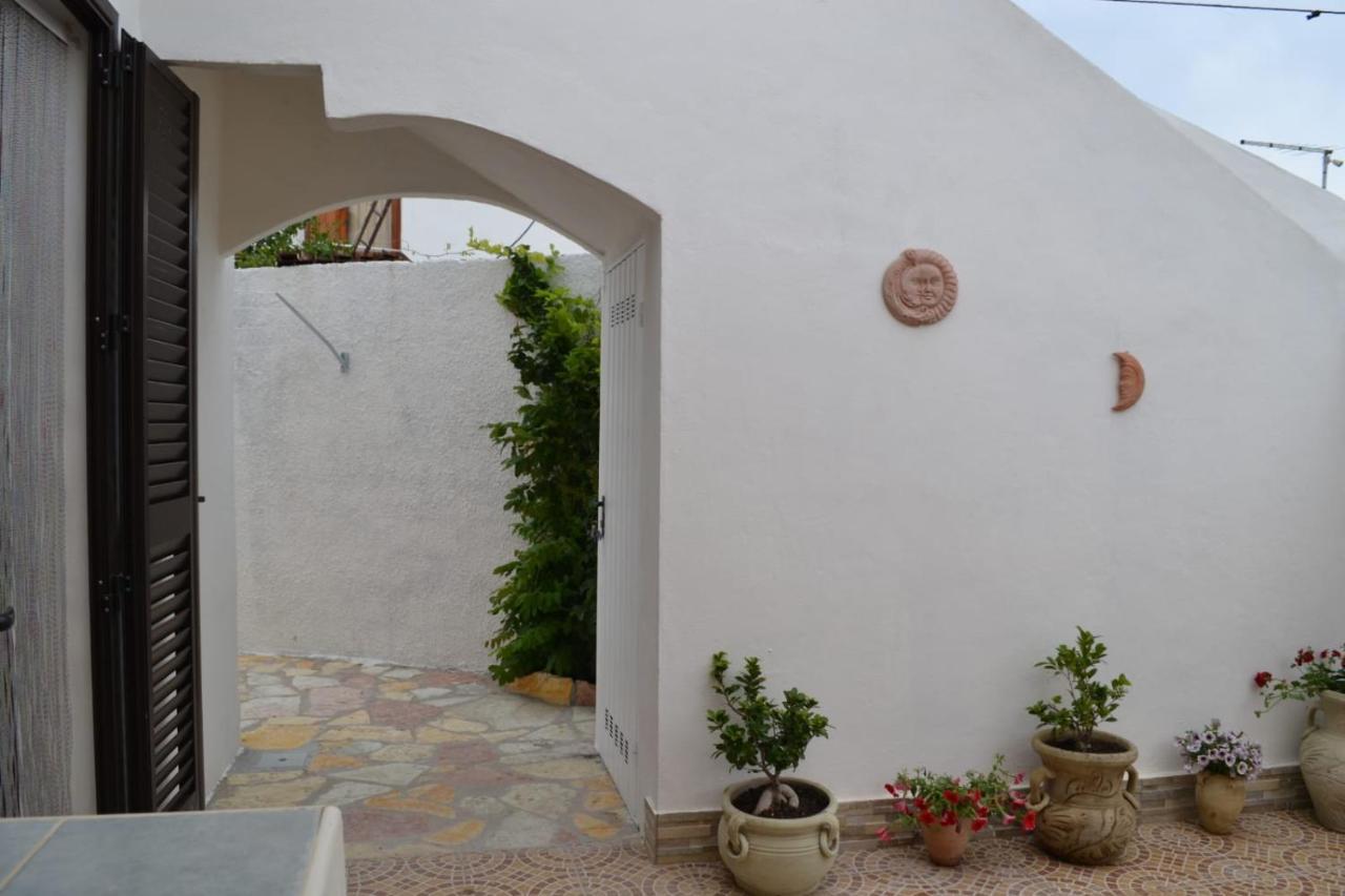 Casa Vacanze Il Faro Murta Maria Ngoại thất bức ảnh